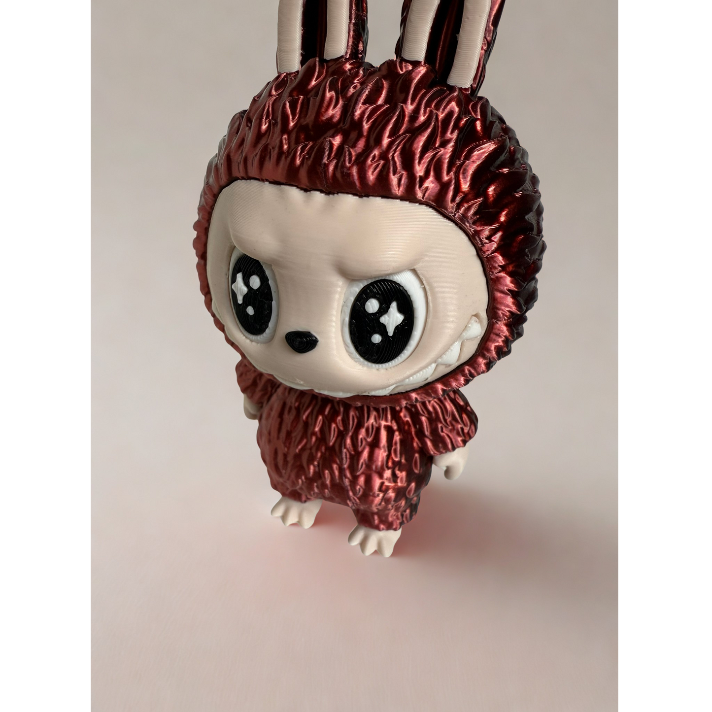 Silk Multi-Color Black/Red Figurine – Luxurious Glossy 3D Printed