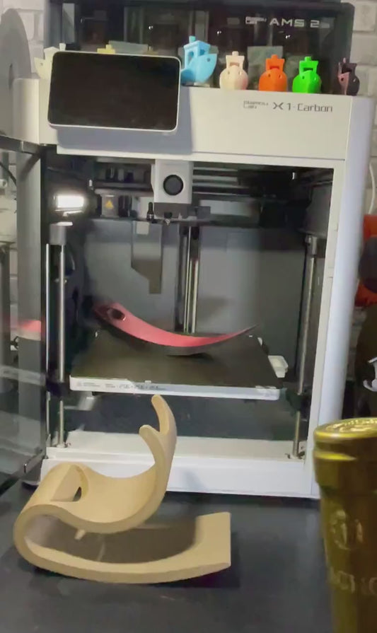 Rustic Brown Balancing Wine Bottle Holder – Fuzzy Wood-Texture S-Curve Stand – 3D Printed Floating Minimalist Wine Rack Gift